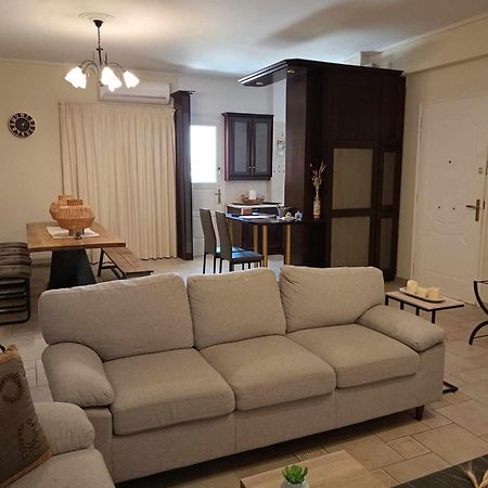 Comfortable Apartment In Kiato Zewnętrze zdjęcie